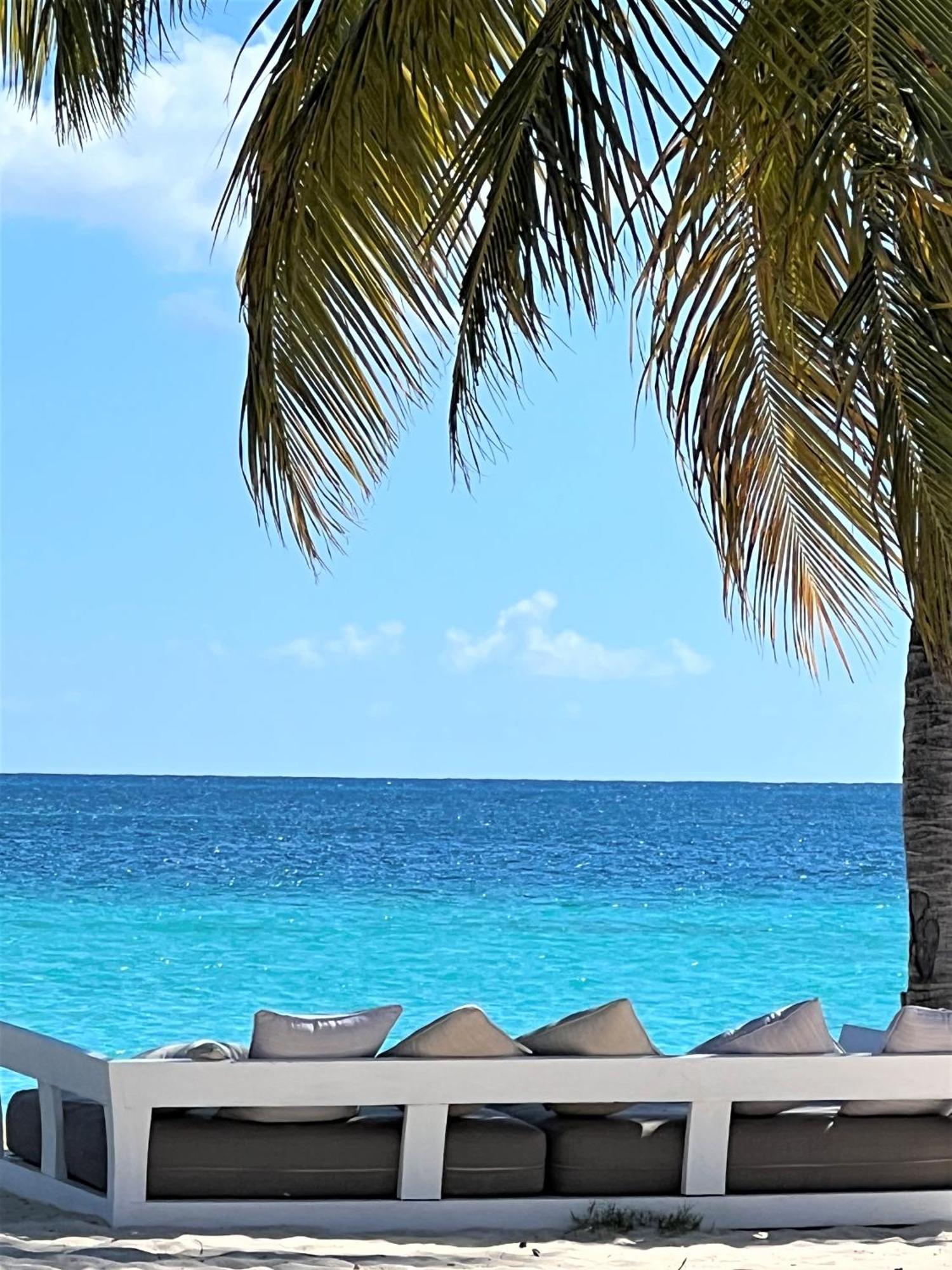 Rendezvous Bay Hotel Lower South Hill Bagian luar foto